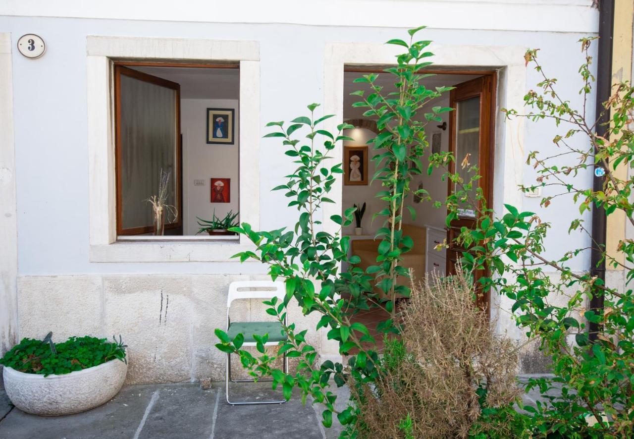 Studio May Πιράν Εξωτερικό φωτογραφία